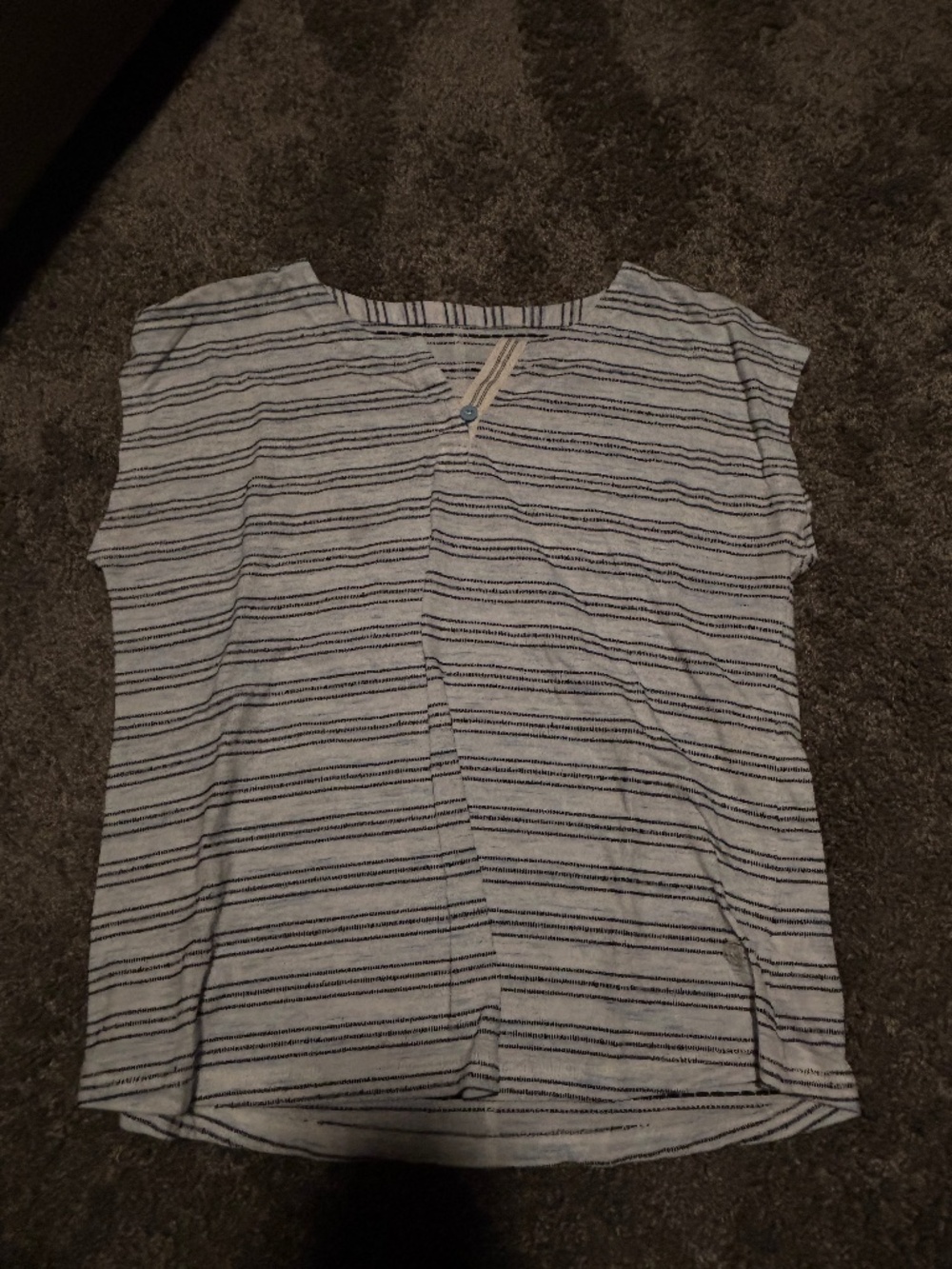 Not branded Blue & Gray Striped Short Sleeve Tee Size M